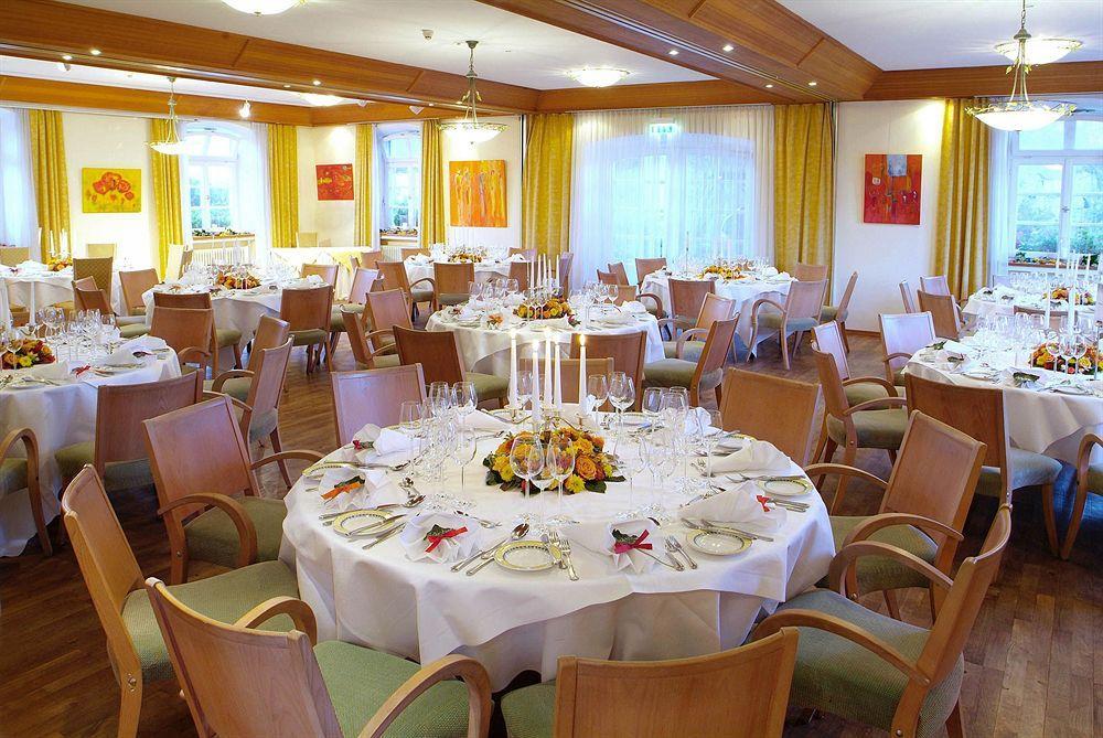 Biohotel Schlossgut Oberambach Exteriör bild